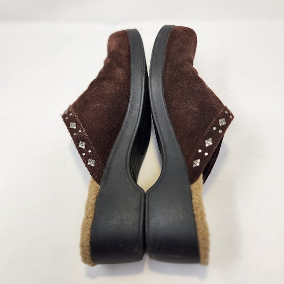 Minnetonka Womens Brown Suede Slip On Mules Clogs Size 9 Studded Felt Lined - Picture 7 of 8